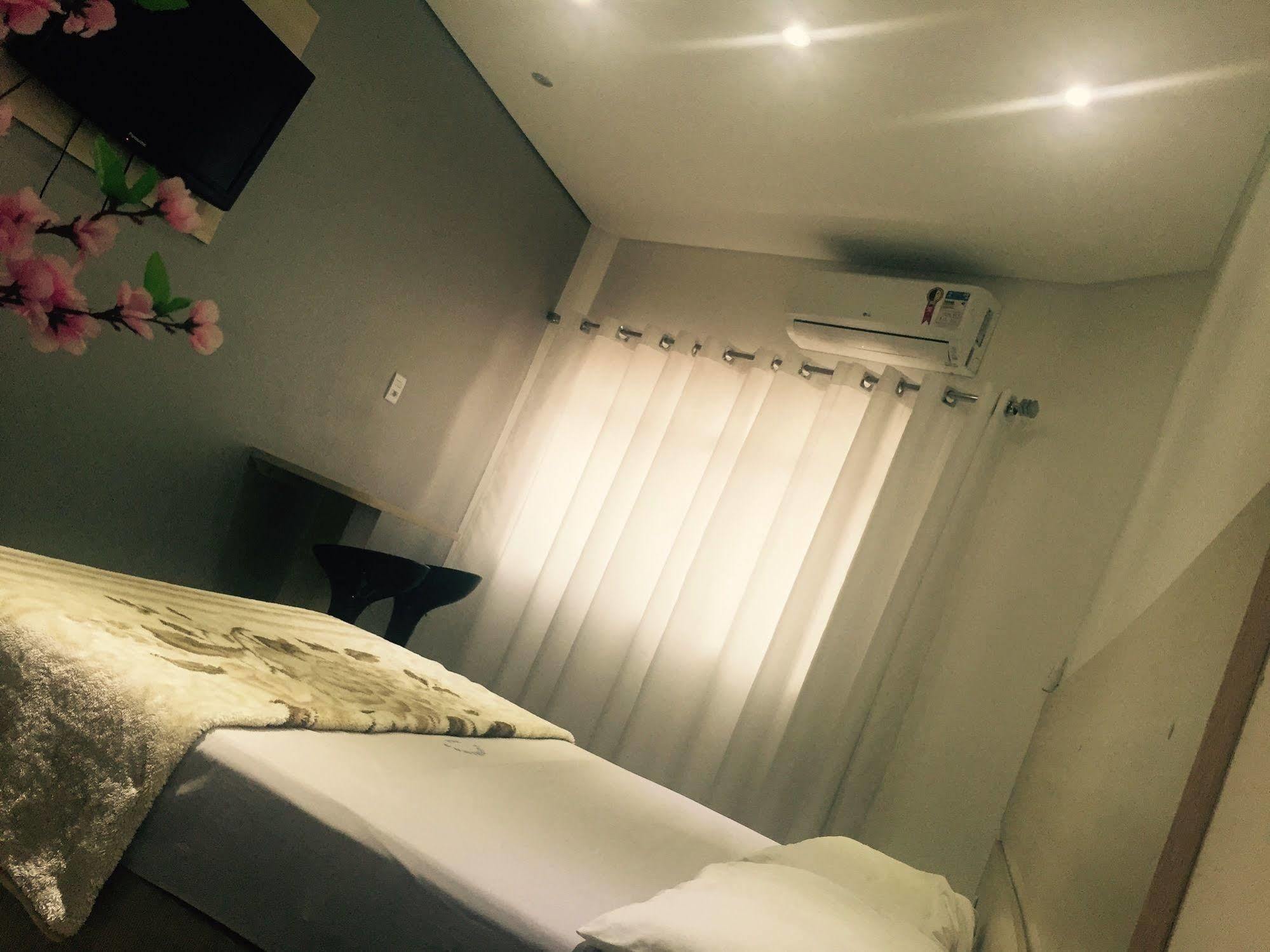 Hotel Tupinamba Guarulhos Bagian luar foto